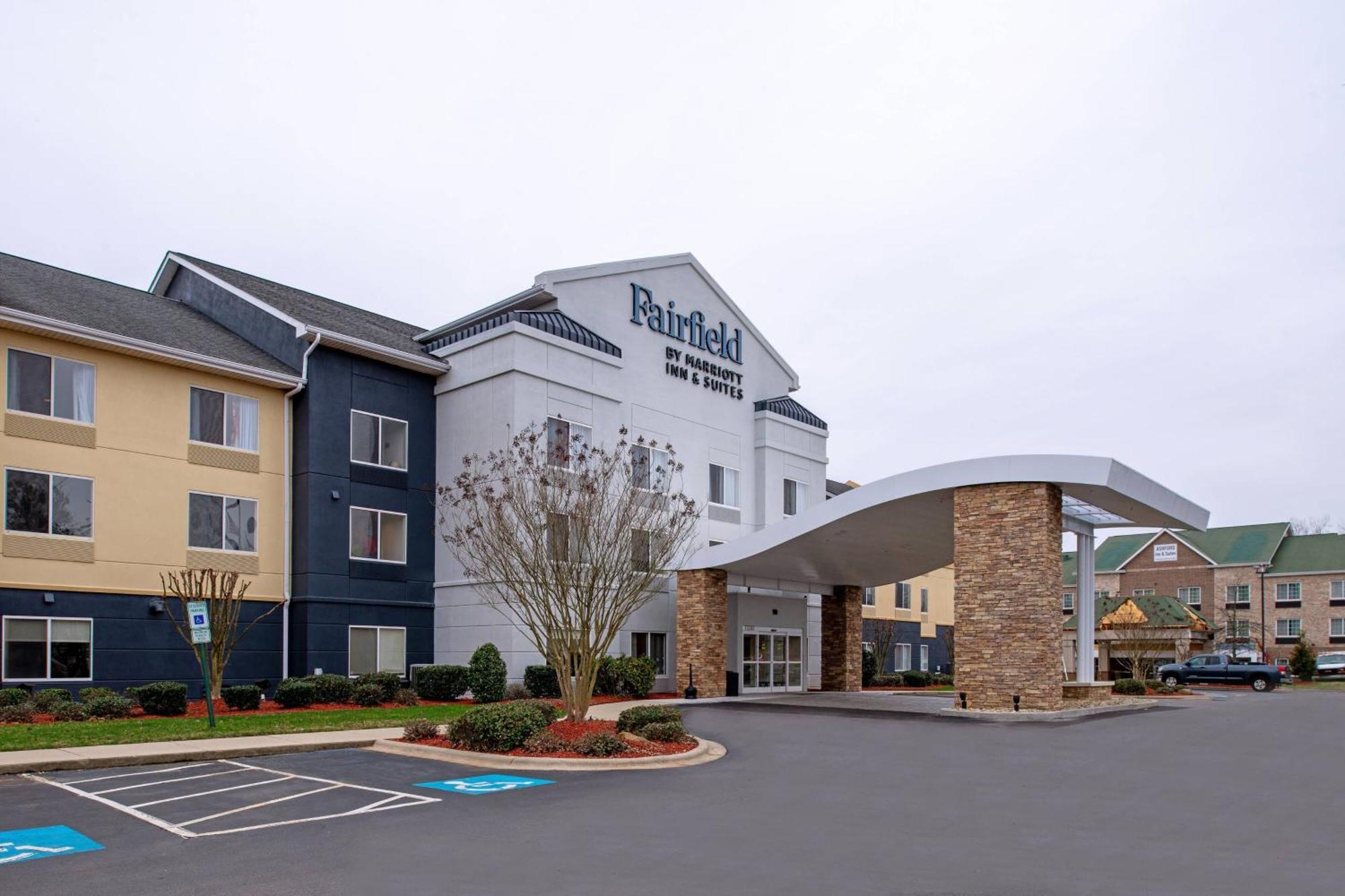 Fairfield Inn & Suites High Point Archdale Exterior photo